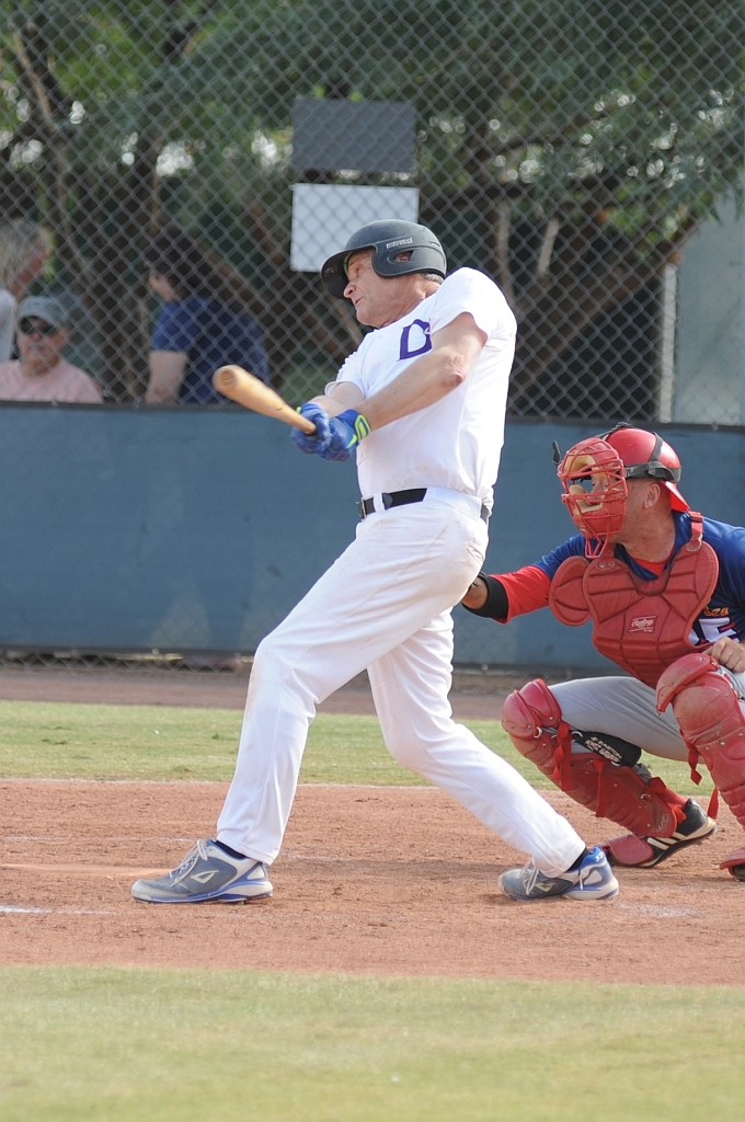 Dragons_2017-10-30 (453).jpg - (c)2010 DeVetter